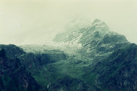 Heuschnitter unter Wolken - Foto 98